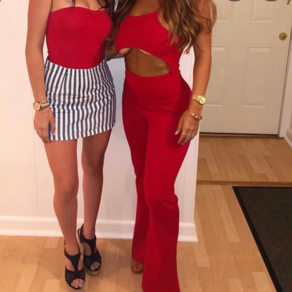 PRETTYLITTLETHING Red Cut Out Wide Leg Jum… - Picture 3 of 9